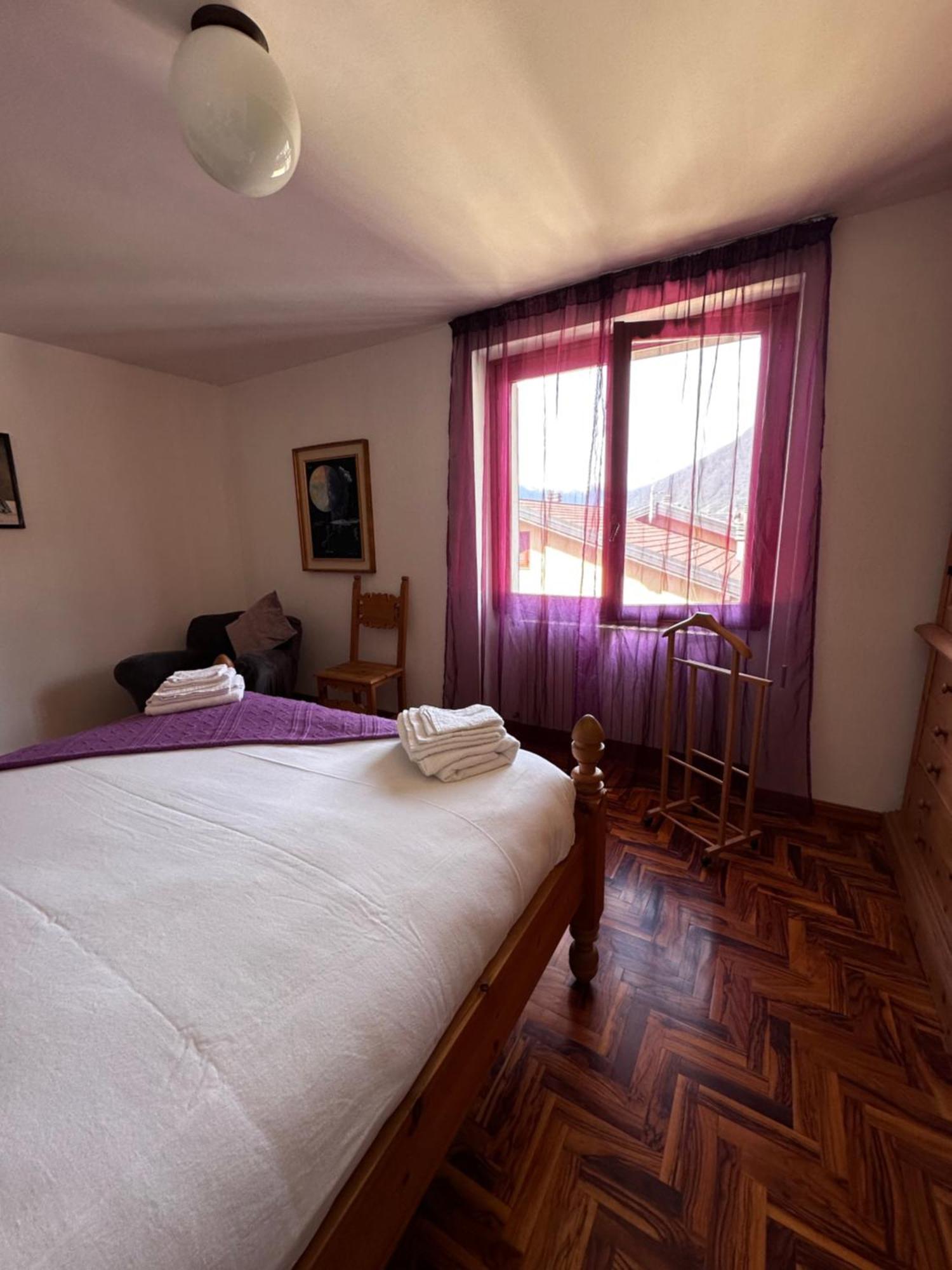 טיראנו Ampio Appartamento Con Vista “Casa Magro” מראה חיצוני תמונה
